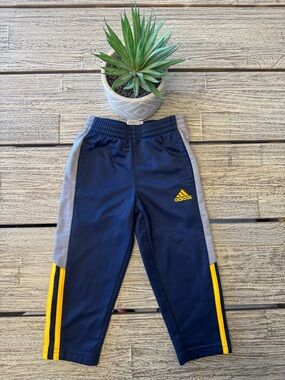 Adidas Navy Joggers with Gray Panels and Yellow Stripe Sz 2T